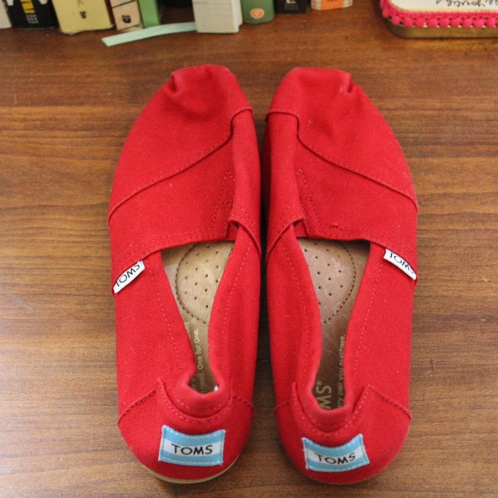 Red Classic Toms